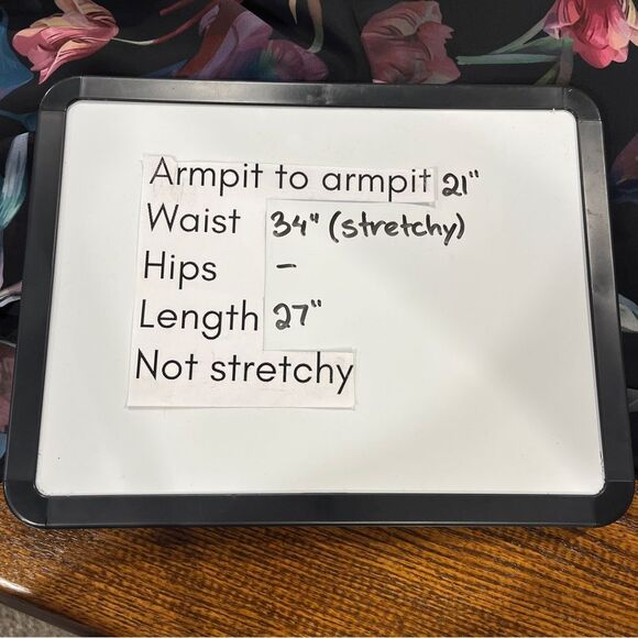 Bloomchick tulip Floral print Black short sleeve peplum Top/blouse - Picture 8 of 13